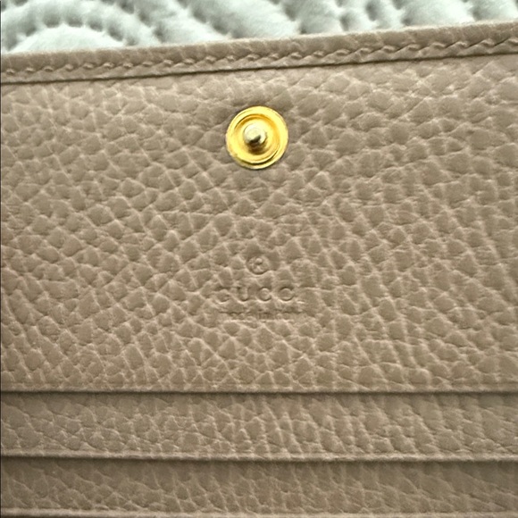 Authentic Gucci Wallet - Picture 5 of 8